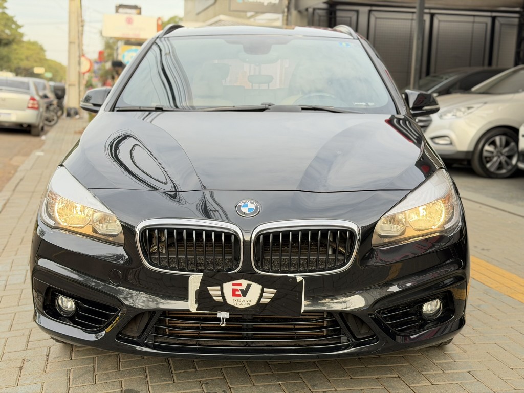 BMW 225i 4