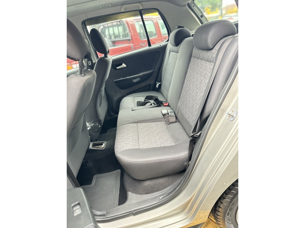 Volkswagen Fox 11