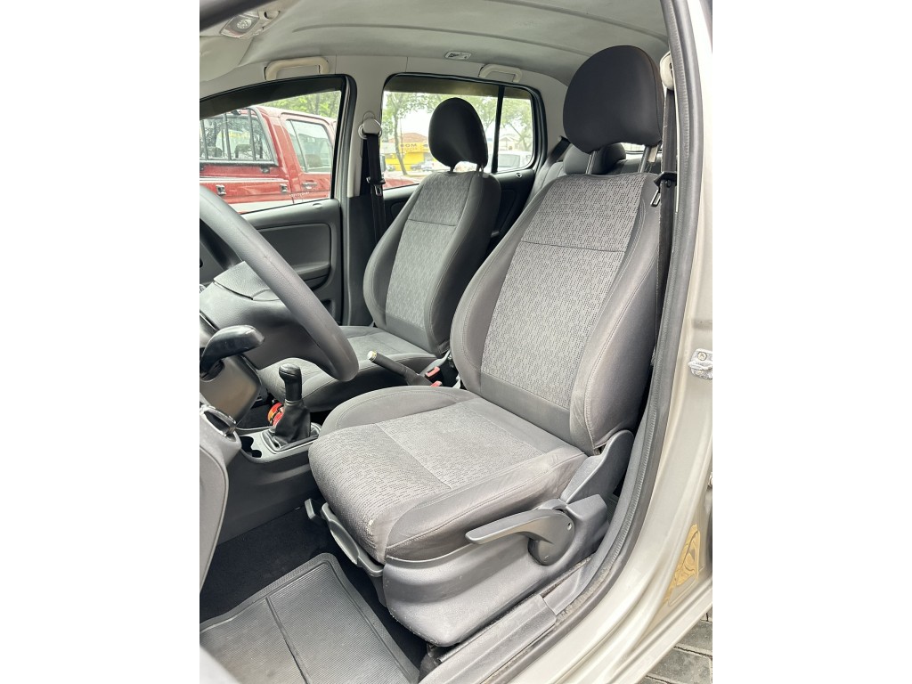 Volkswagen Fox 10