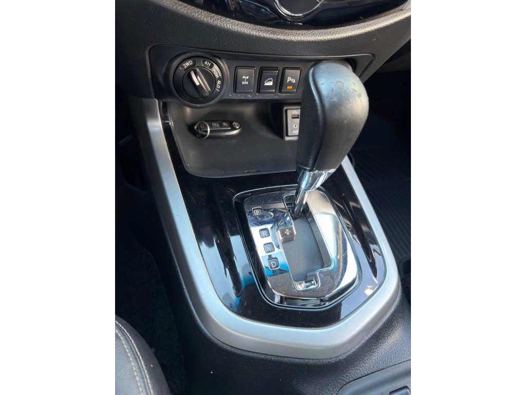 Nissan Frontier 12
