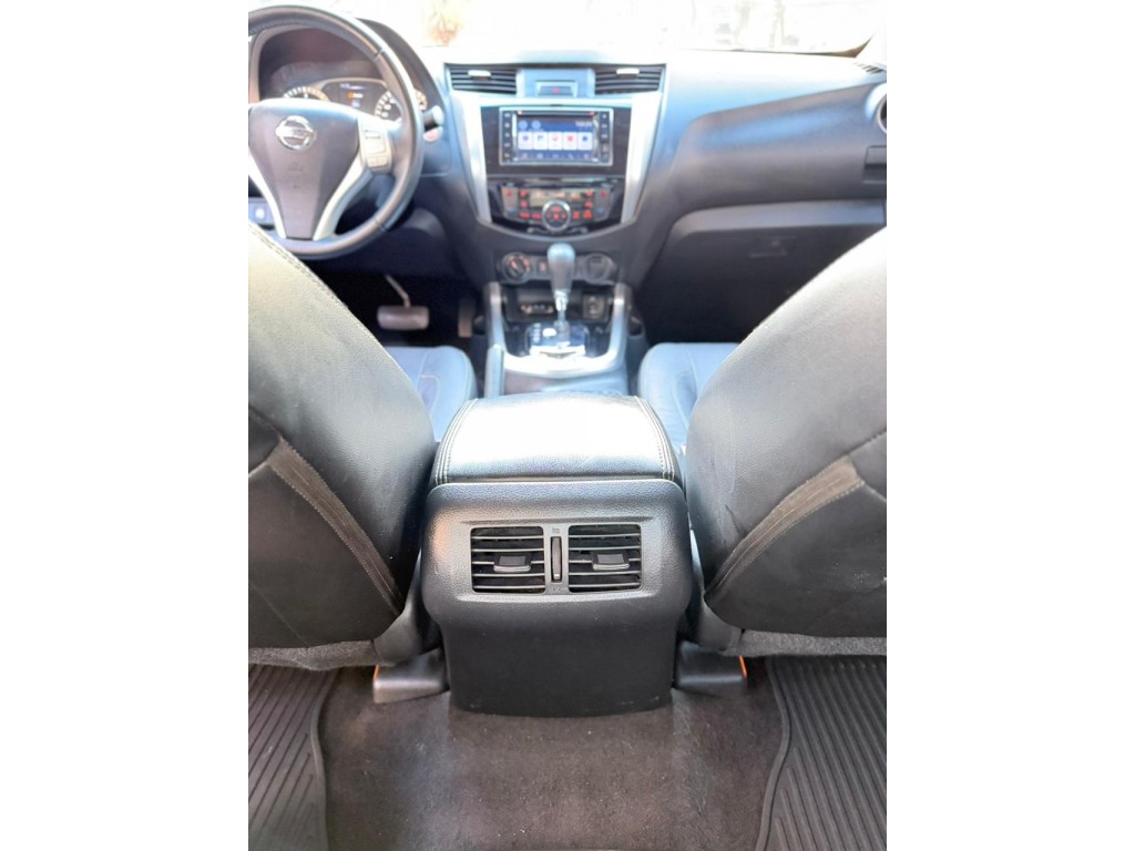 Nissan Frontier 8