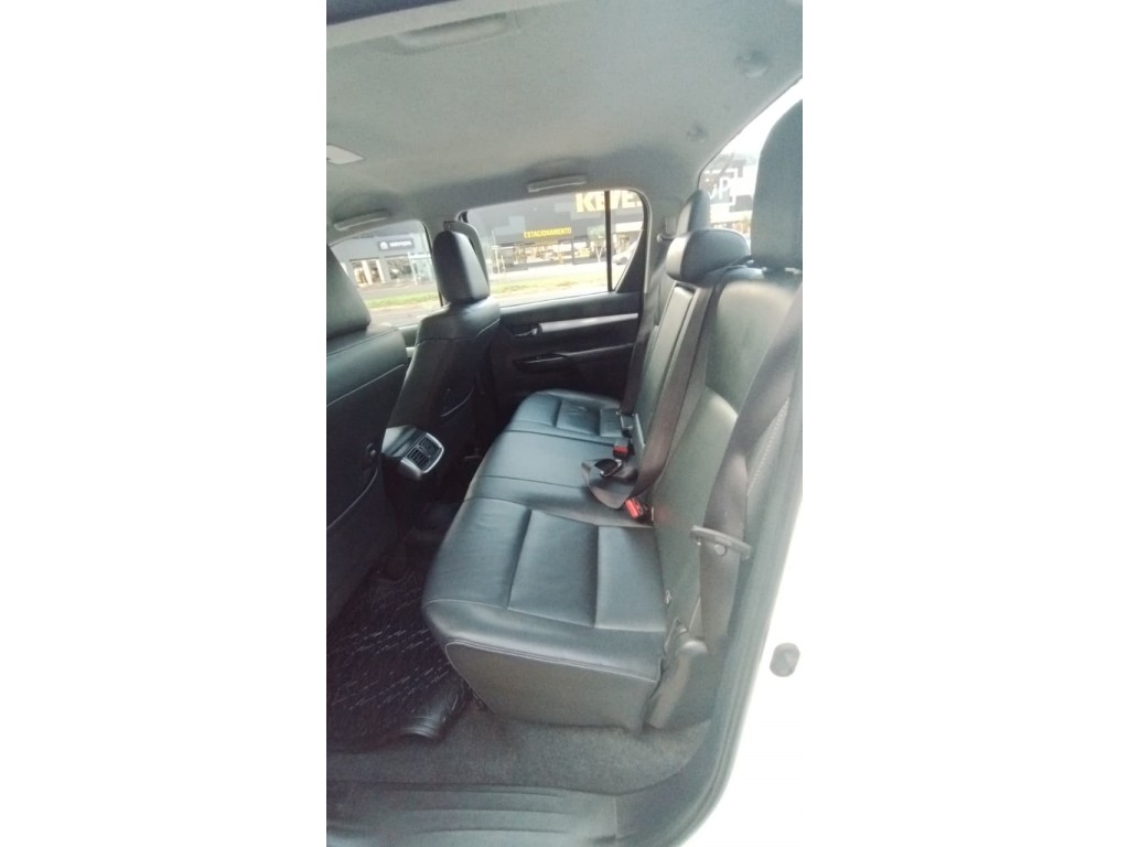 Toyota Hilux 20