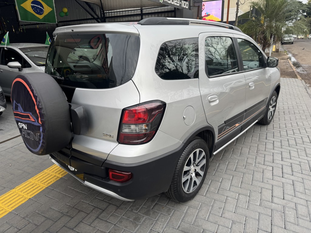 Chevrolet SPIN 8