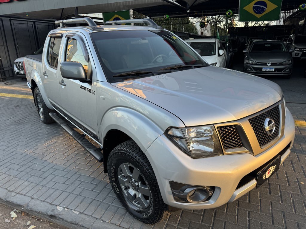 Nissan Frontier 2
