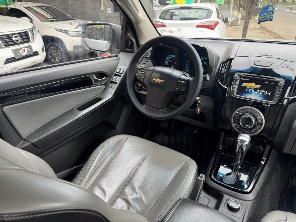 Chevrolet S10 13
