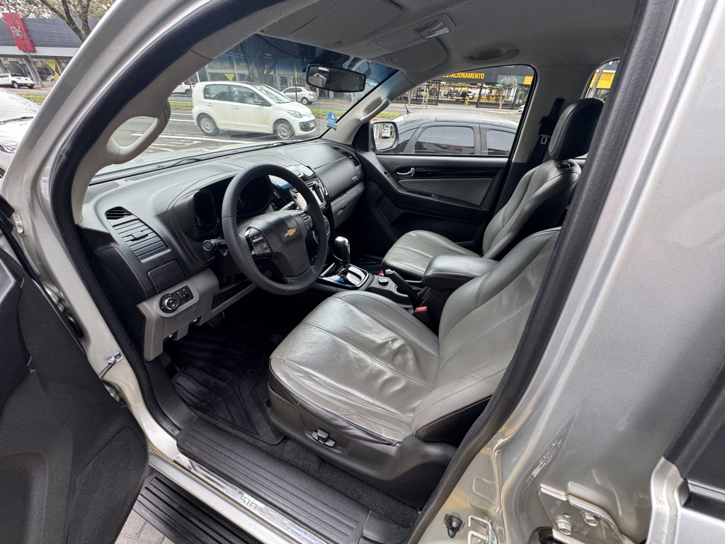 Chevrolet S10 17