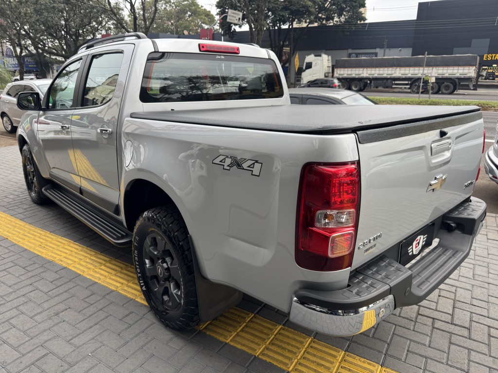 Chevrolet S10 6