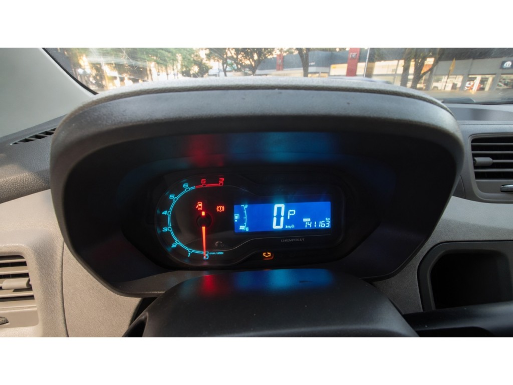 Chevrolet SPIN 18