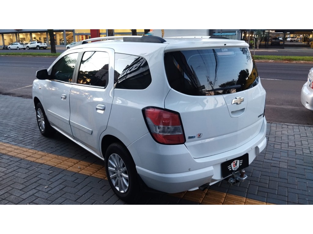 Chevrolet SPIN 5
