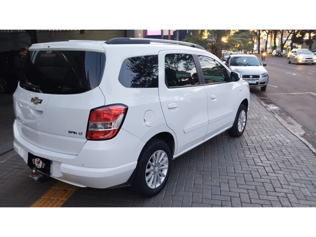 Chevrolet SPIN 7