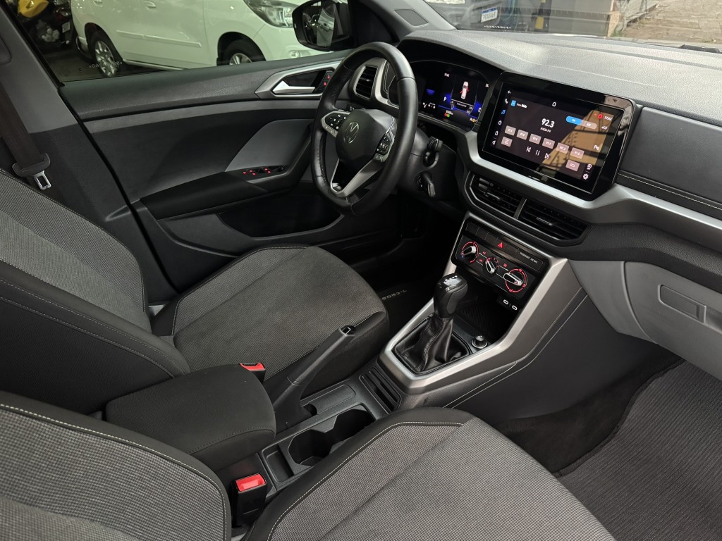 Volkswagen T-Cross 17