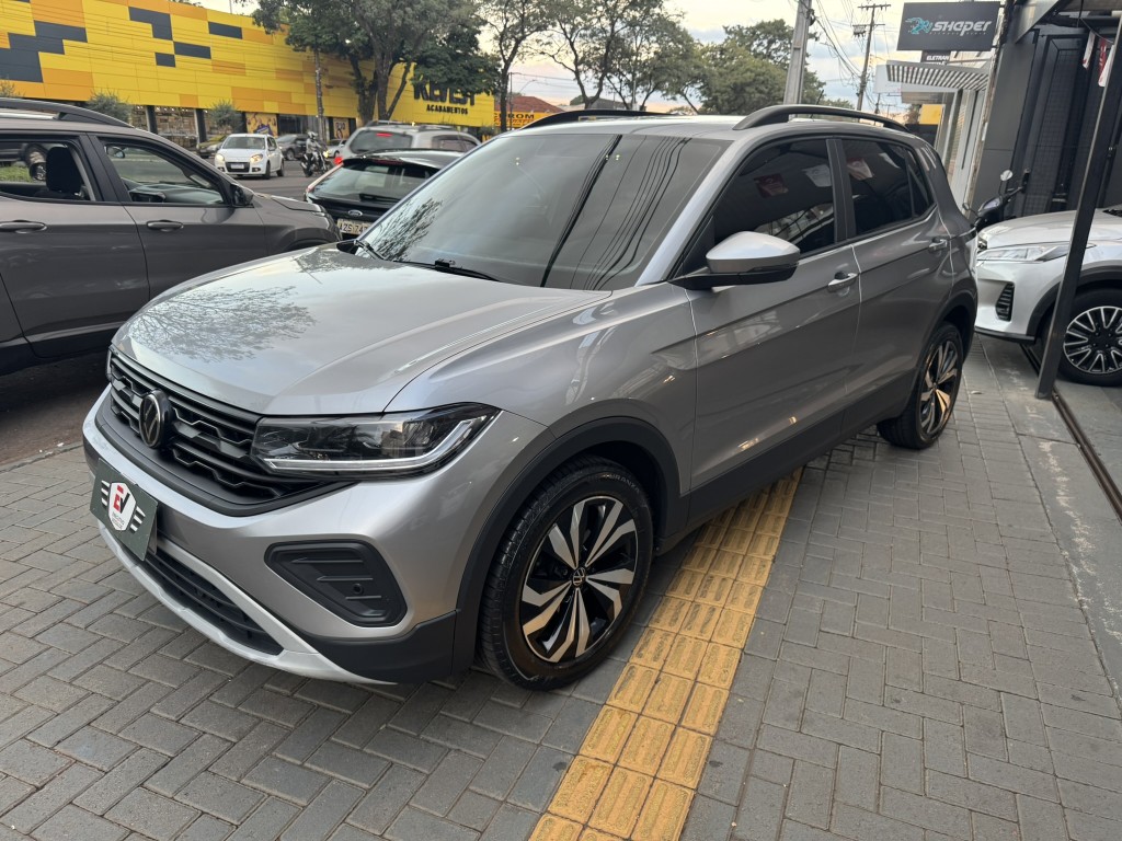 Volkswagen T-Cross 4