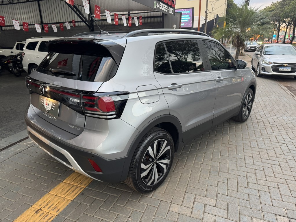 Volkswagen T-Cross 8