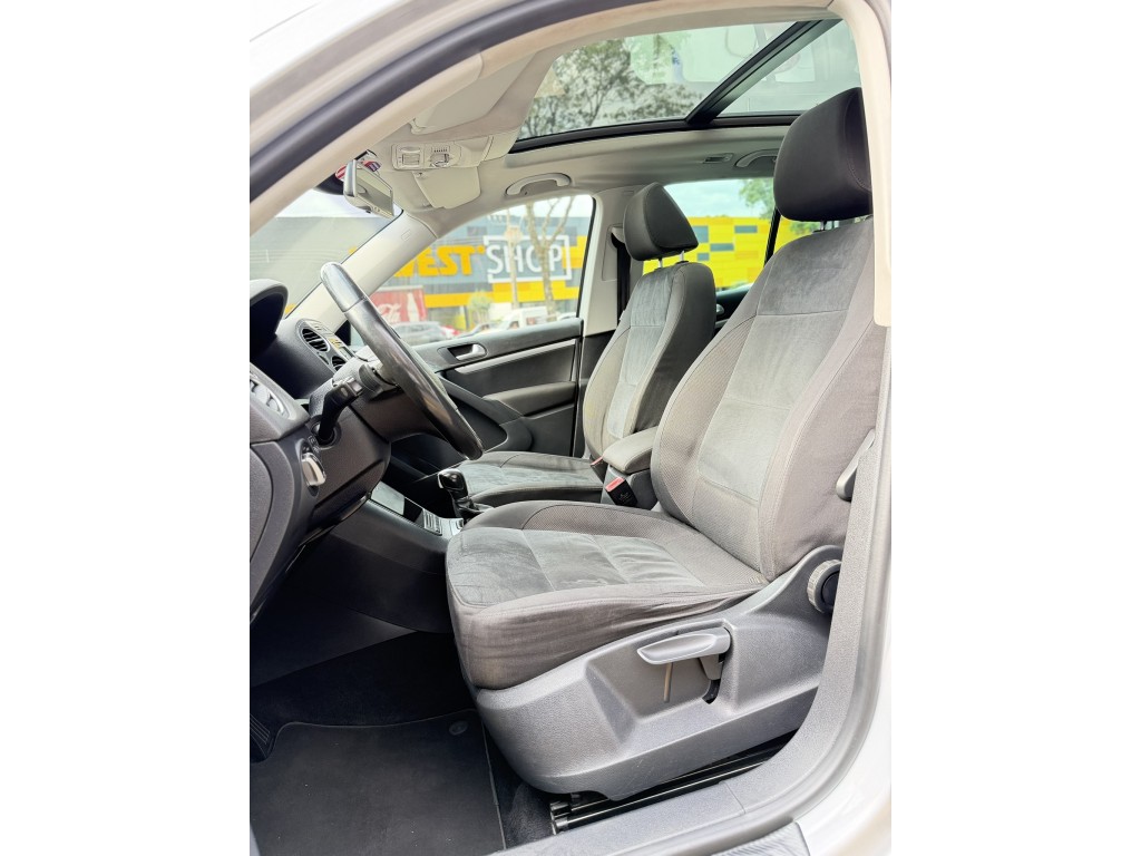 Volkswagen TIGUAN 11