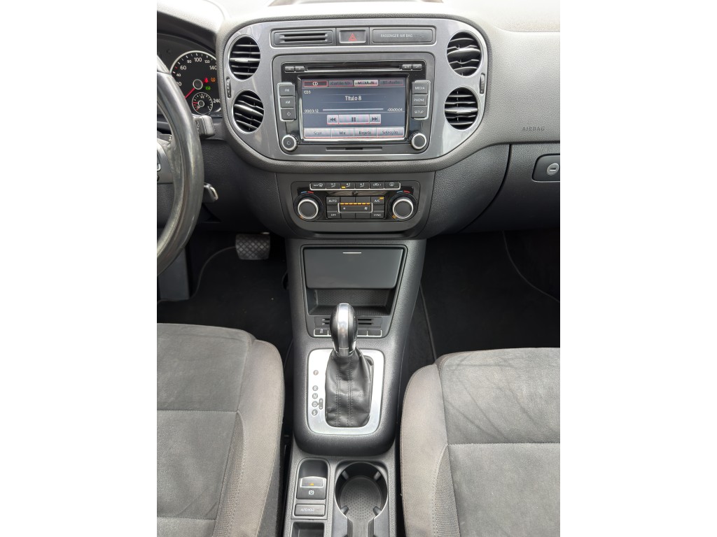 Volkswagen TIGUAN 12