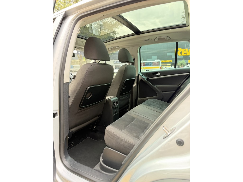 Volkswagen TIGUAN 15