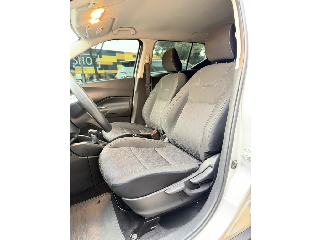 Nissan KICKS 13