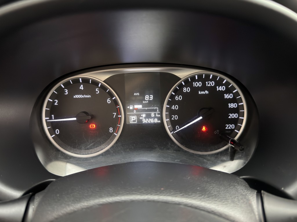 Nissan KICKS 15