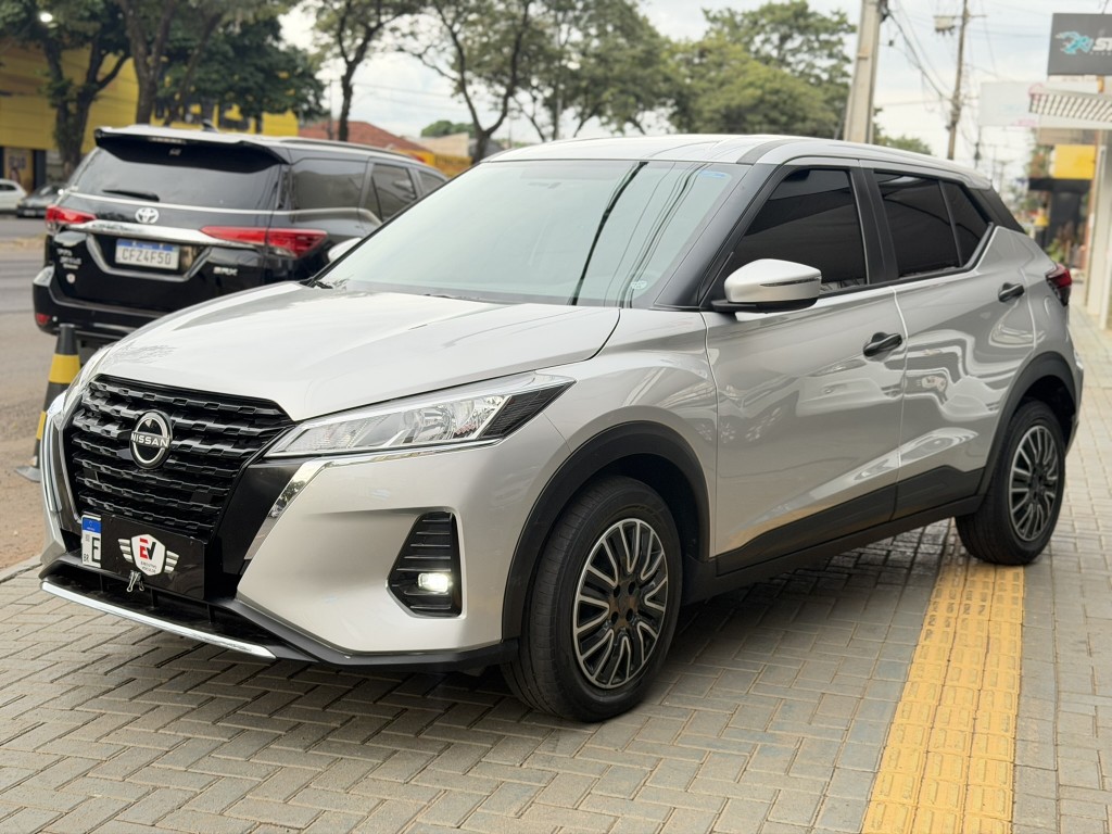Nissan KICKS 6