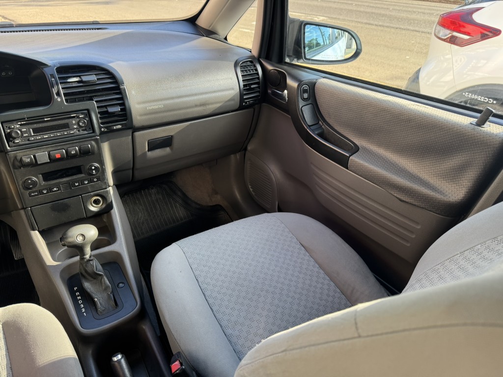 Chevrolet Zafira 19