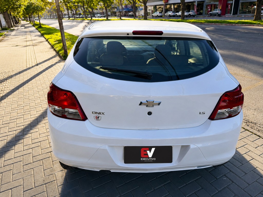 Chevrolet ONIX 7