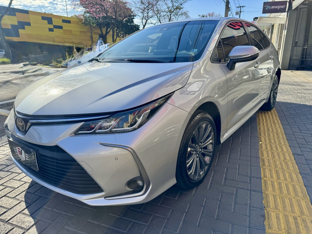 Toyota Corolla 4