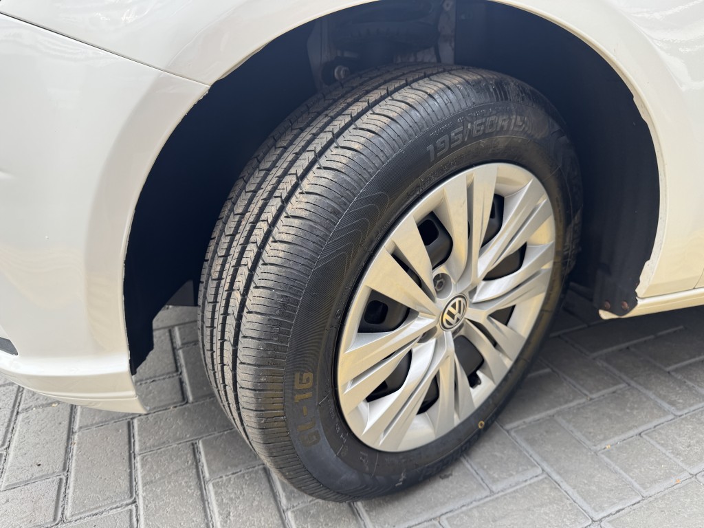 Volkswagen Gol 20