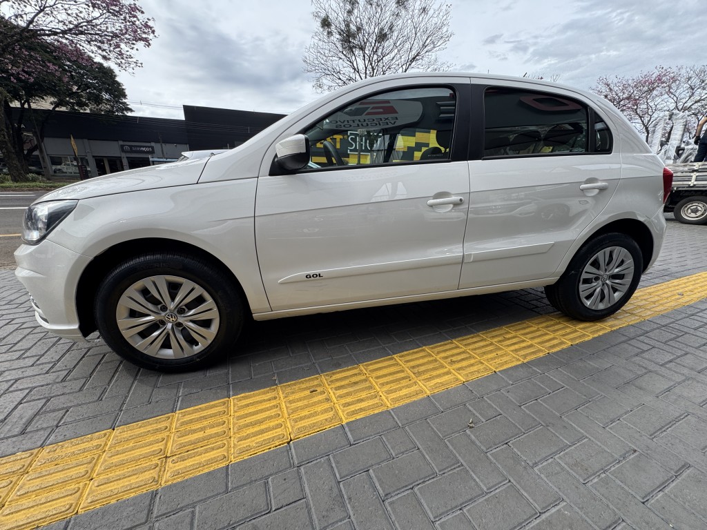 Volkswagen Gol 4