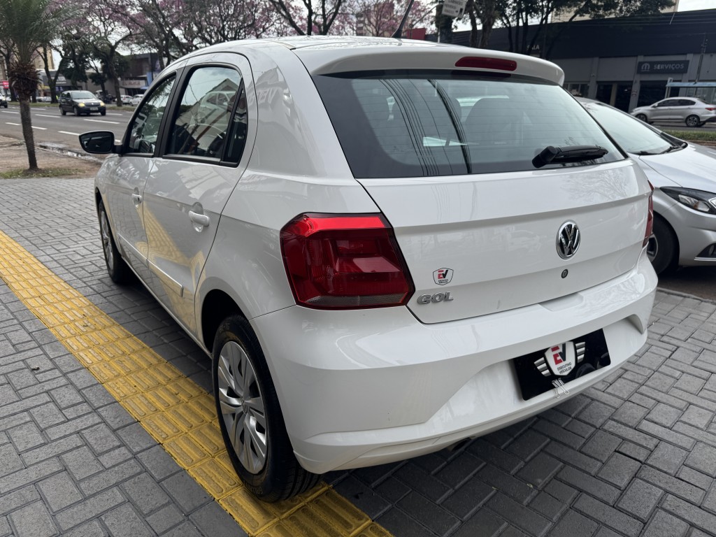 Volkswagen Gol 5