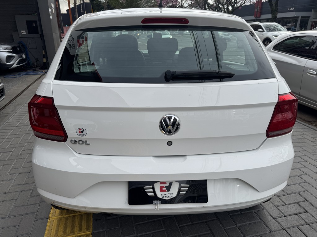 Volkswagen Gol 6