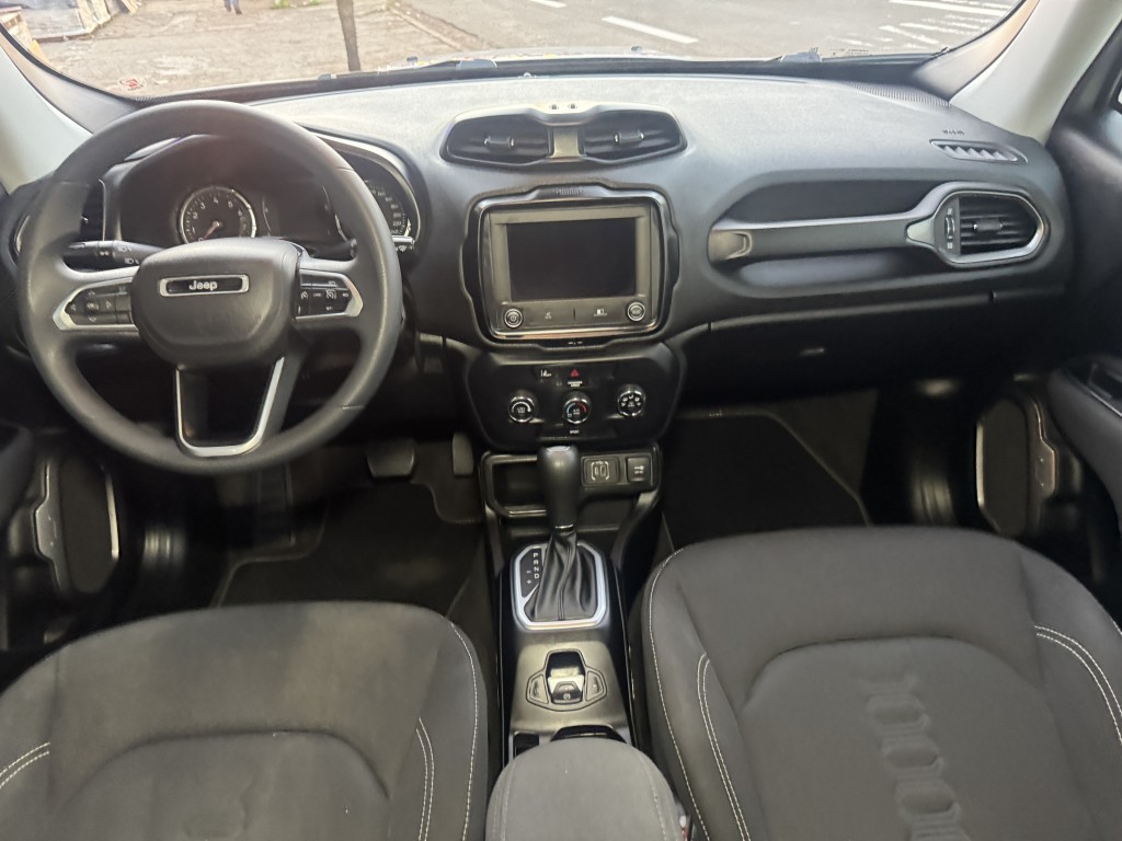 Jeep Renegade 15
