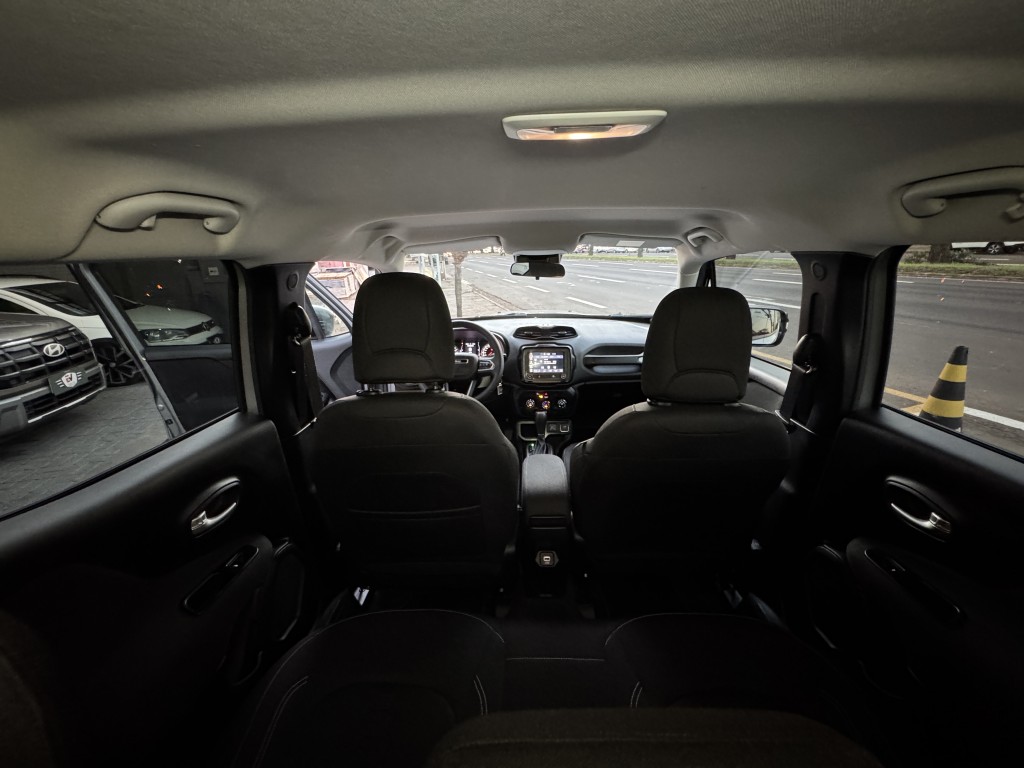 Jeep Renegade 18