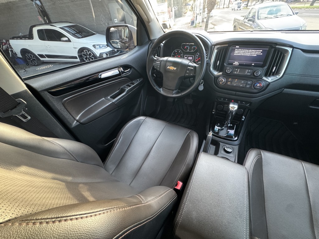 Chevrolet TRAILBLAZER 12
