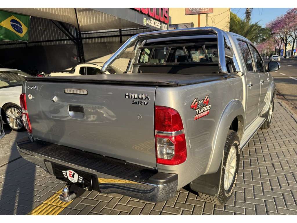 Toyota Hilux 8