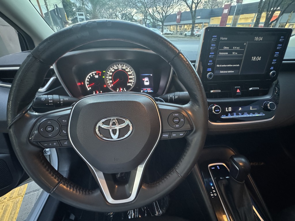 Toyota Corolla 16