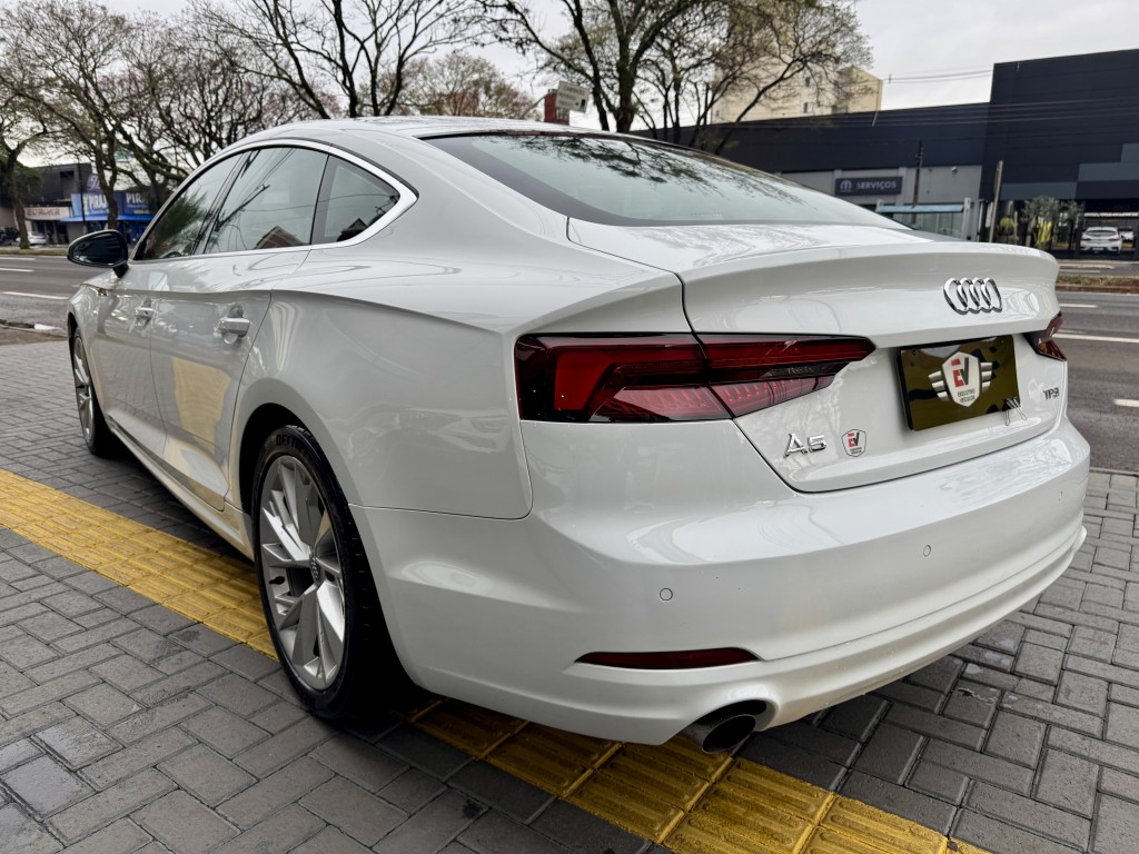 Audi A5 6