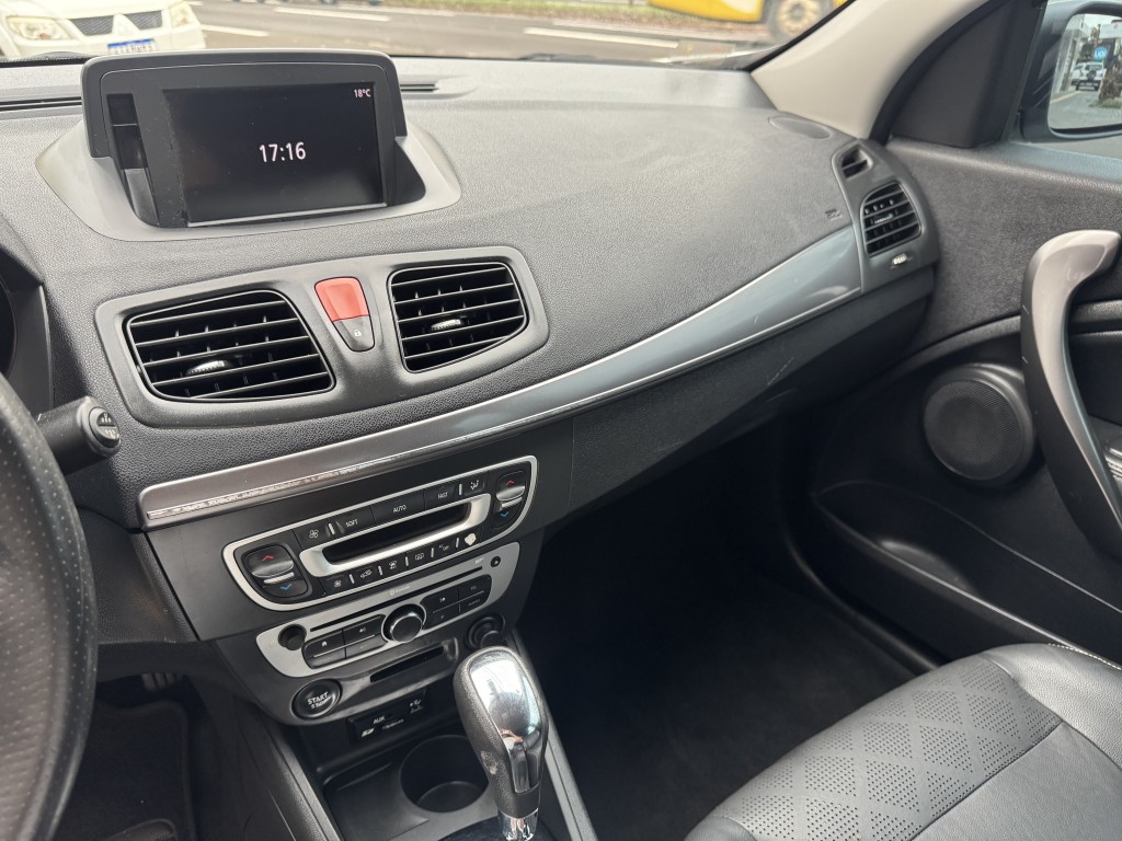 Renault FLUENCE Ac328e 54 - foto 14