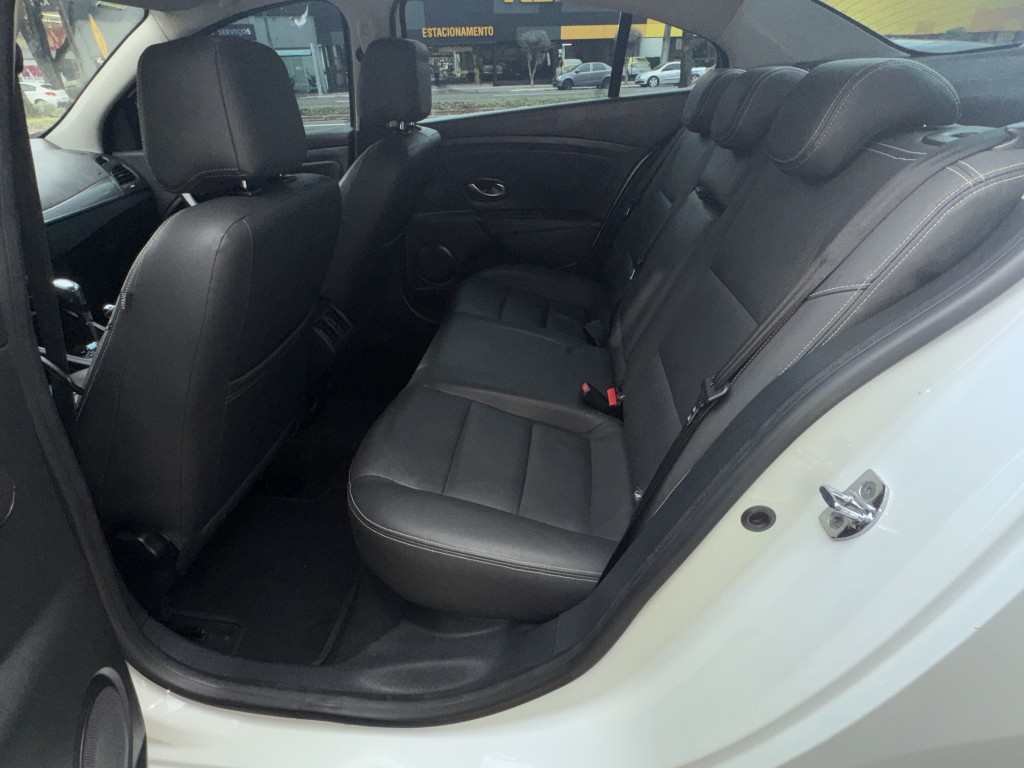 Renault FLUENCE Ac328e 54 - foto 16