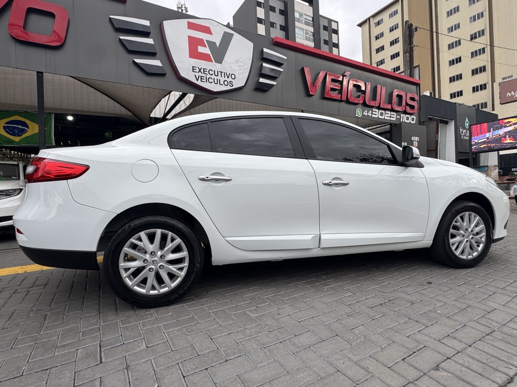 Renault FLUENCE Ac328e 54 - foto 9