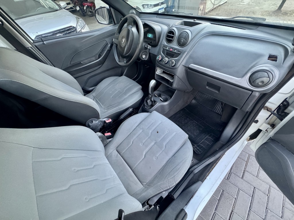 Chevrolet Montana 87e 66fab - foto 10