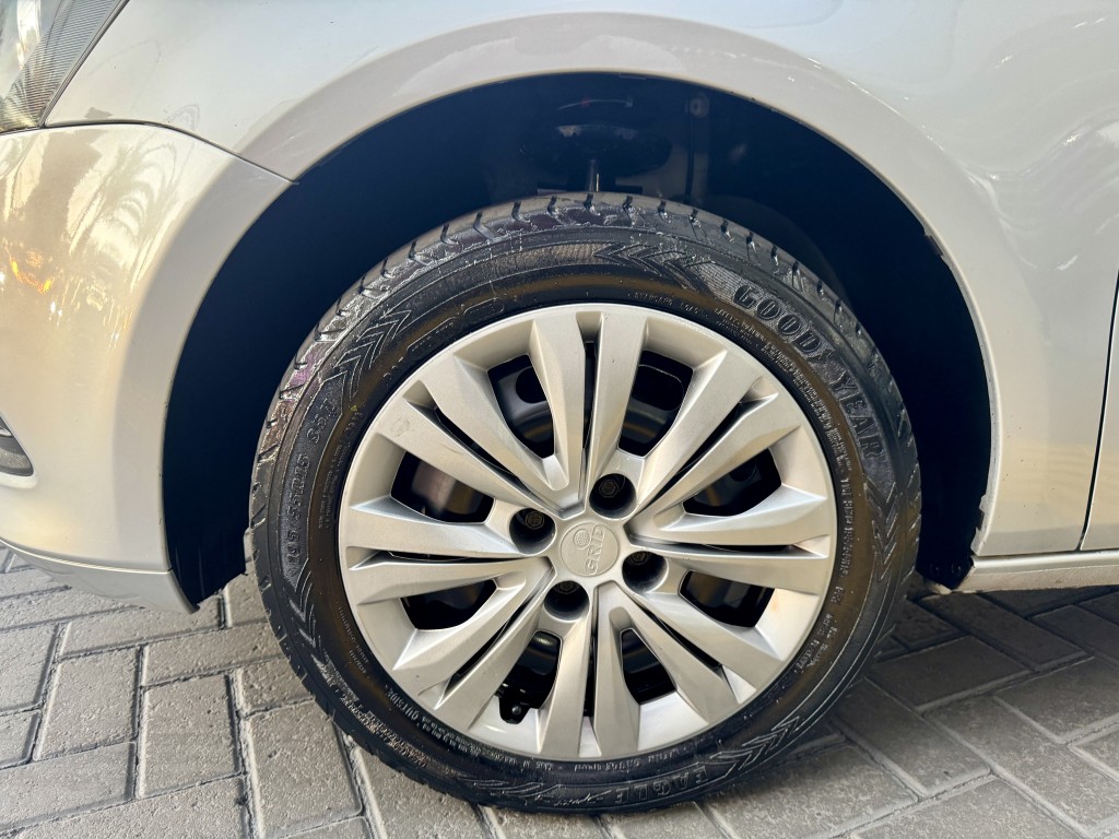 Volkswagen Voyage 08e 42b 51 - foto 19