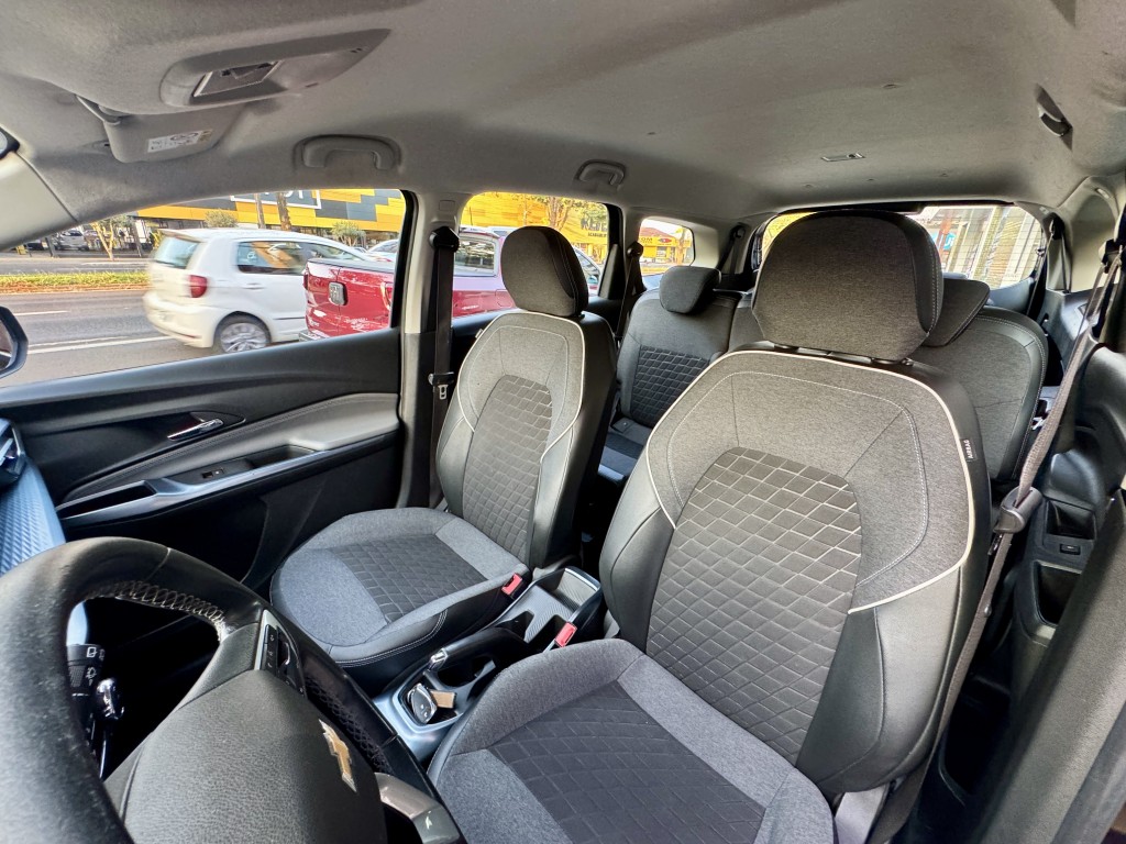 Chevrolet SPIN 15