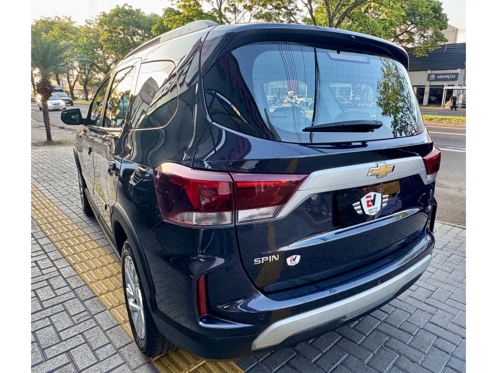 Chevrolet SPIN 6