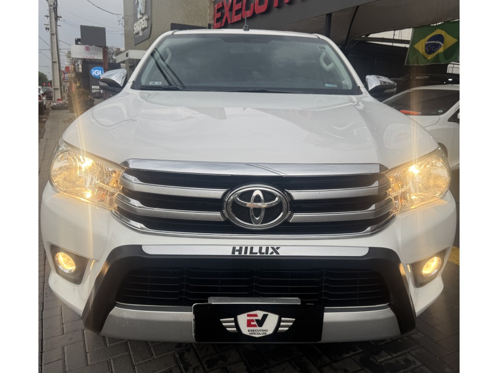 Toyota Hilux 3