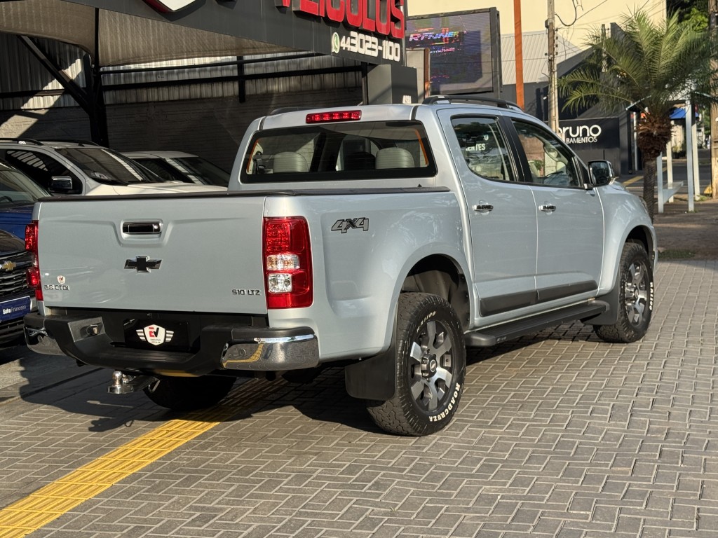 Chevrolet S10 7