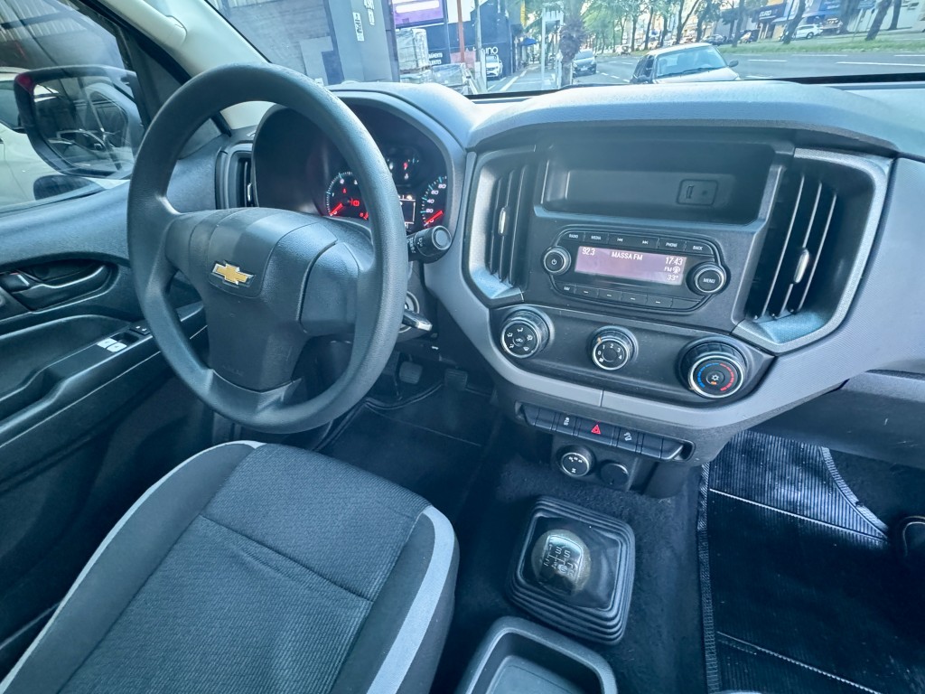 Chevrolet S10 11