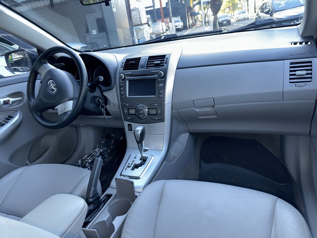 Toyota Corolla 12