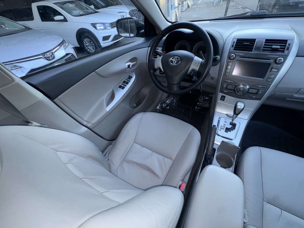 Toyota Corolla 16