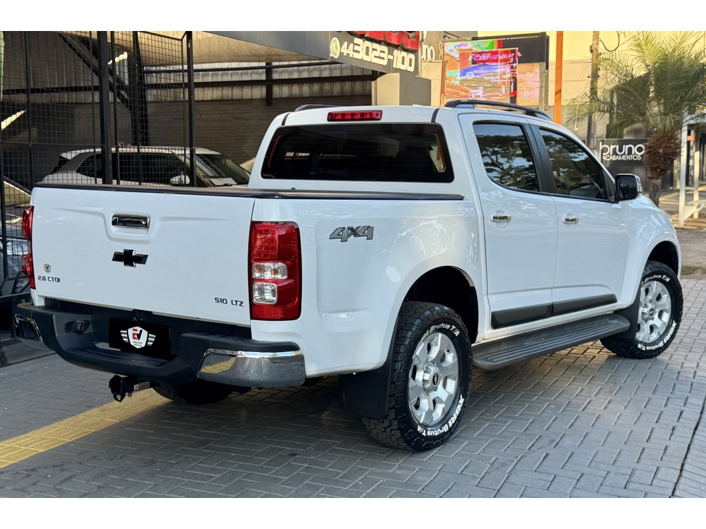 Chevrolet S10 8