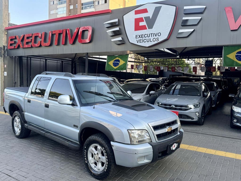 CHEVROLET S10 P-UP COLINA 2.8 TDI 4X2/4X4 CD DIES. 2011